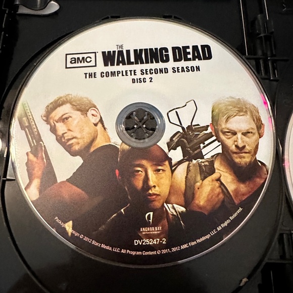 The Walking Dead Complete Second Season DVD - Picture 4 of 5